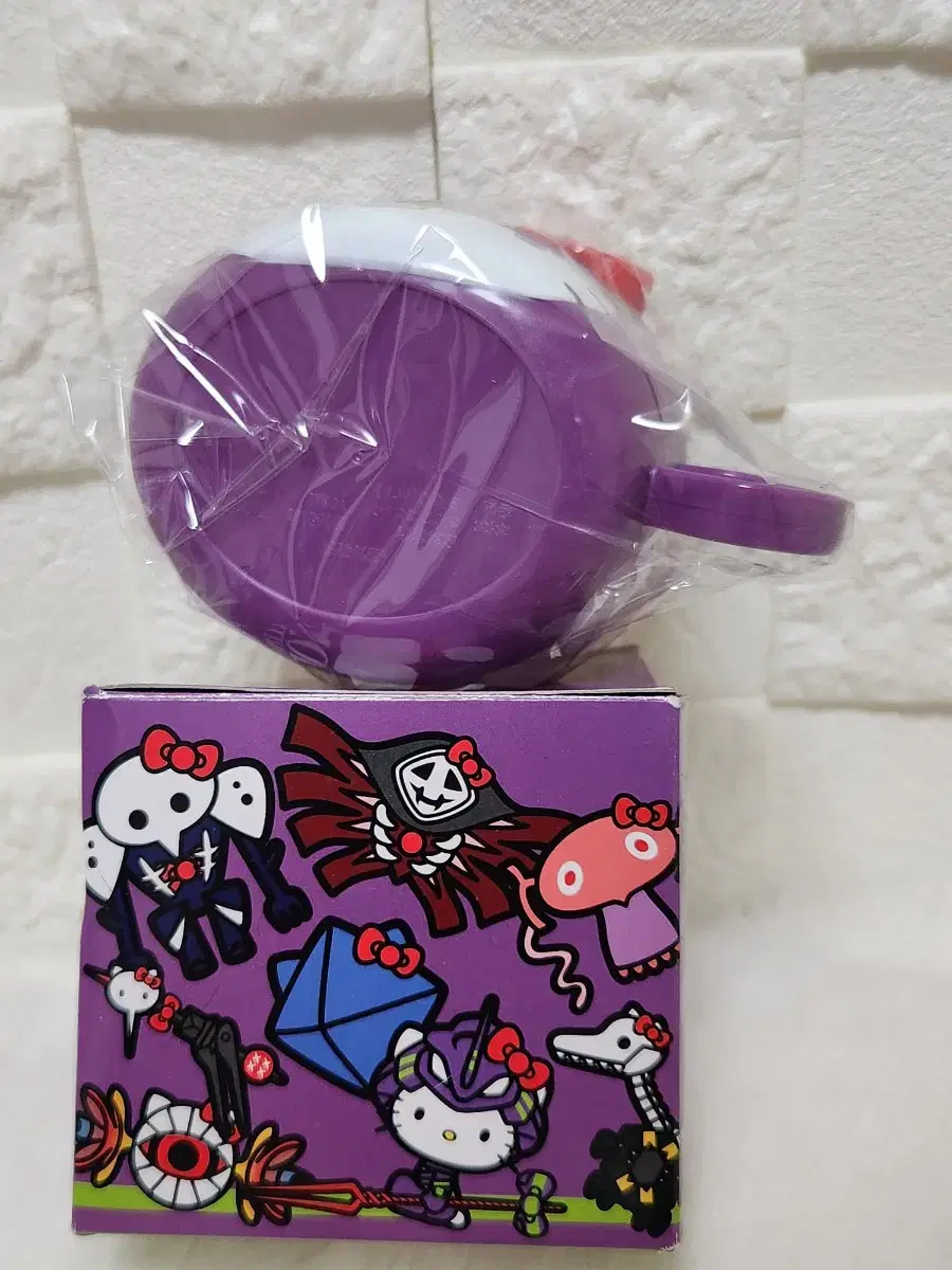 珍しい、 ボックス O) エヴァンゲリオン超宝記ハローキティカップ